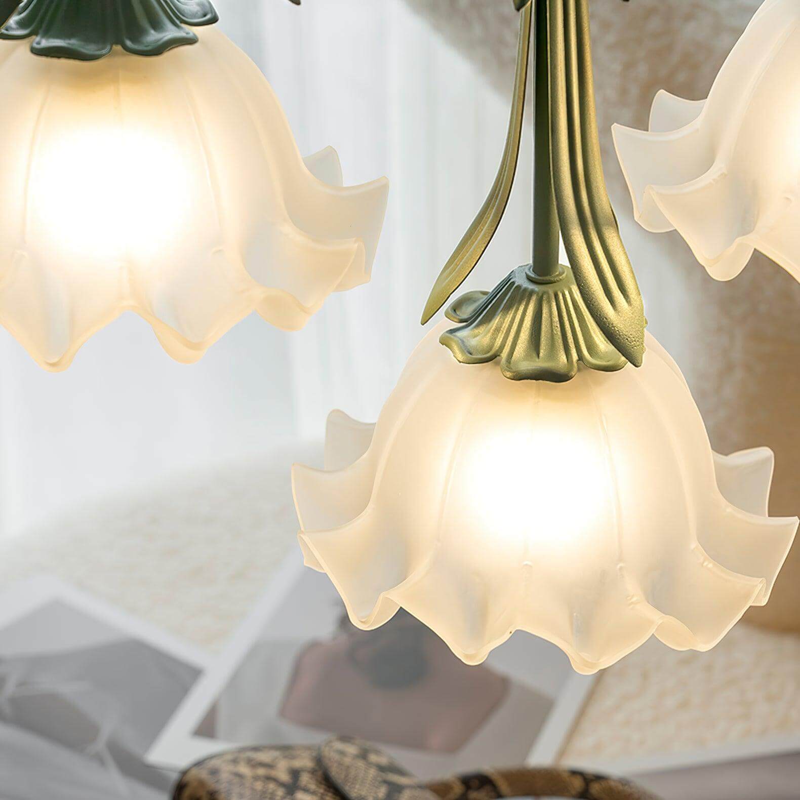 Blumen Pendelleuchte im Vintage Design Elegante Hängeleuchte
