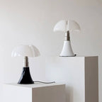 Moderne LED Tischlampe in Blumenform Designer Nachttischlampe