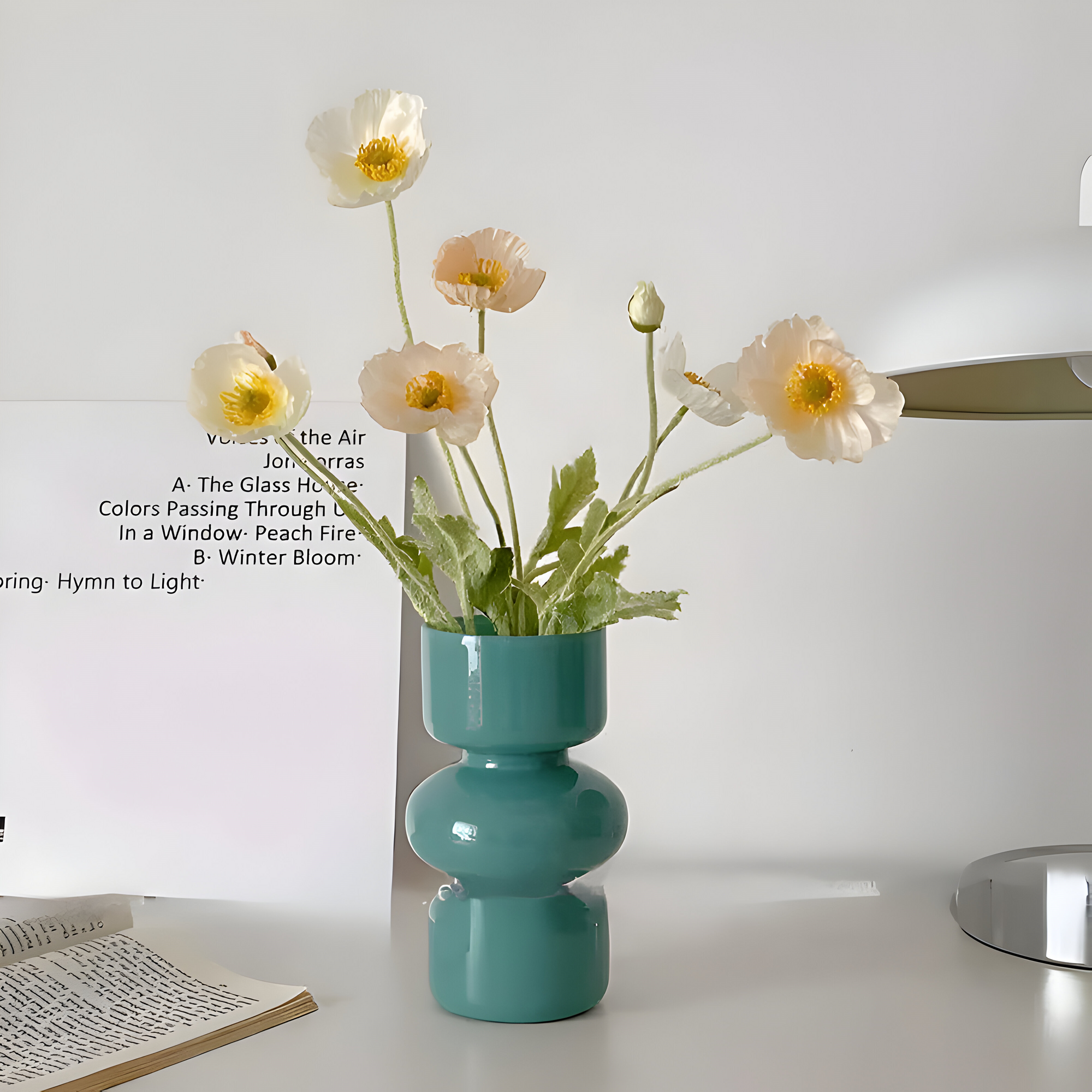 Moderne Glasvase im Nordic Design Dekorative Blumenvase aus Glas