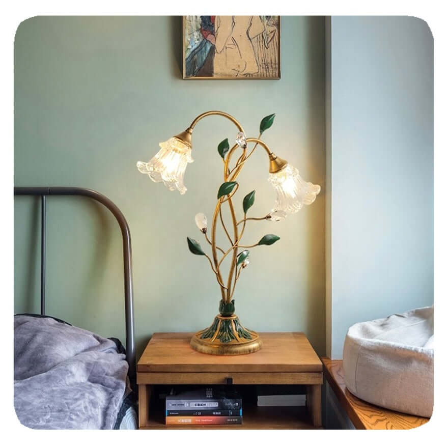 Vintage Tischlampe mit Blumenmotiv Elegante Nachttischlampe