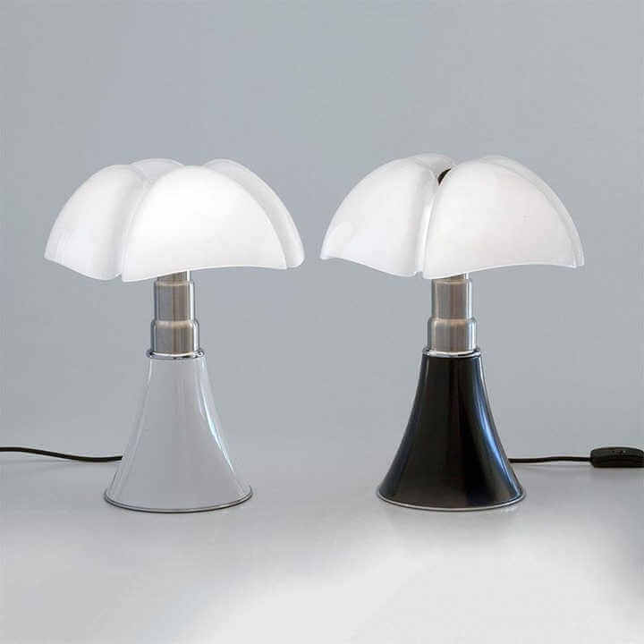 Moderne LED Tischlampe in Blumenform Designer Nachttischlampe